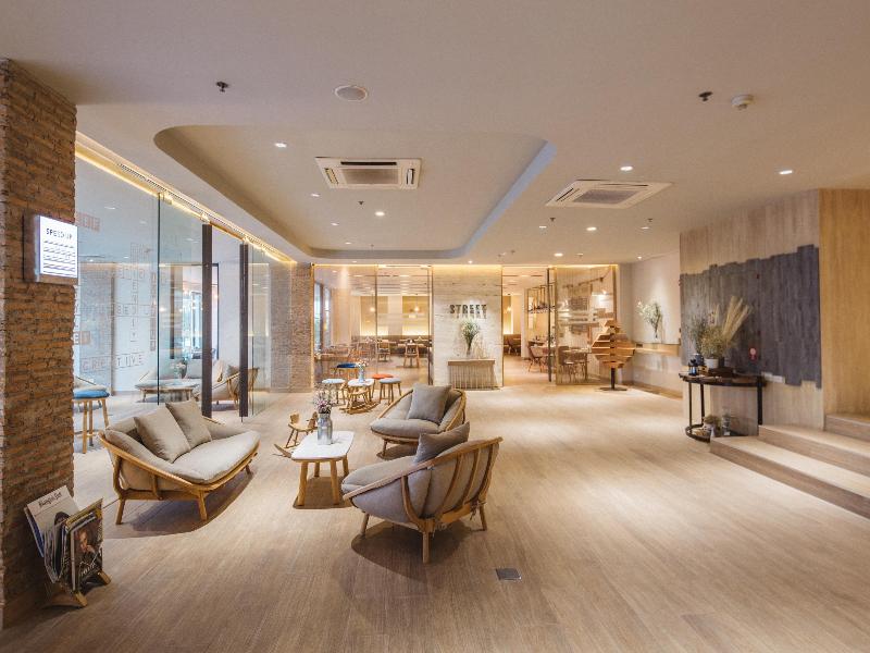 Clef Hotel - Genel