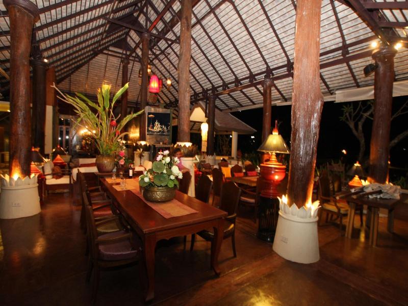 Jasmine Hills Lodge Chiang Mai - Lobi