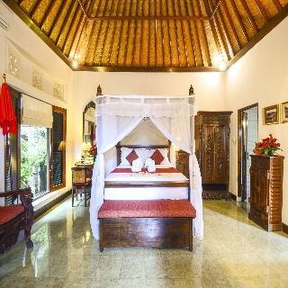 Tirta Ayu fotoÄŸrafÄ±