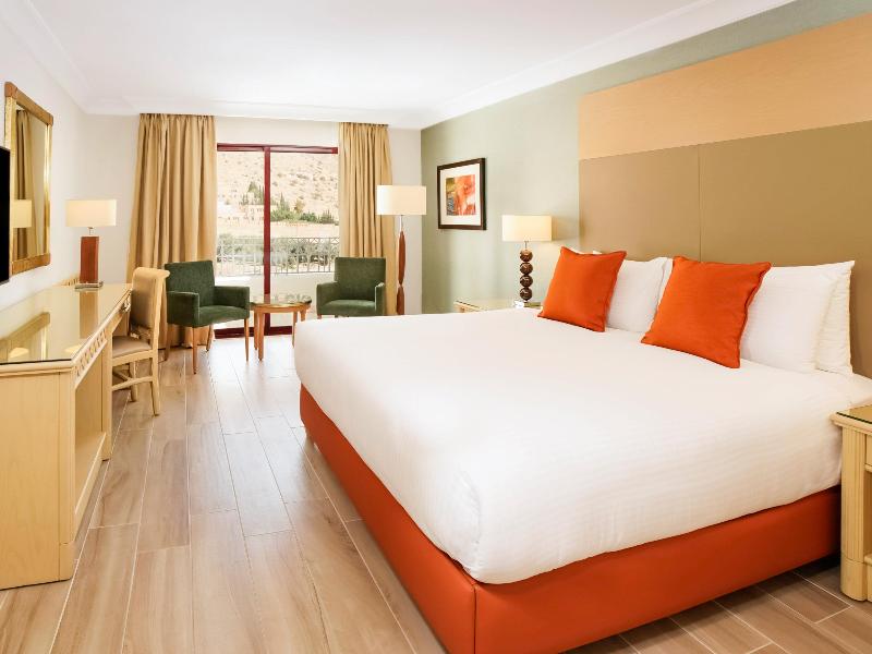 Mövenpick Petra - Oda