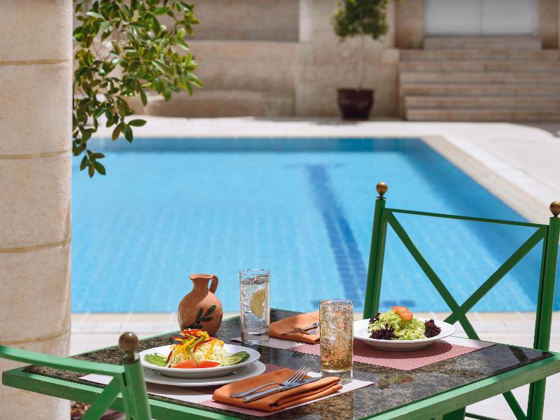 Mövenpick Petra - Havuz