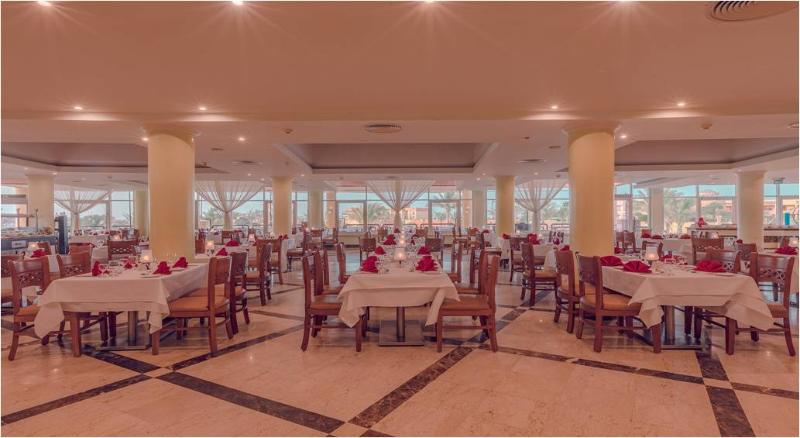 Malikia Resort Abu Dabbab - Restoran