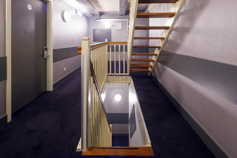 CC Hotel - Lobi