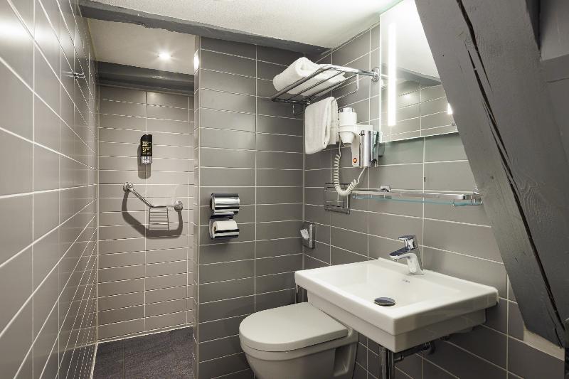 CC Hotel - Oda