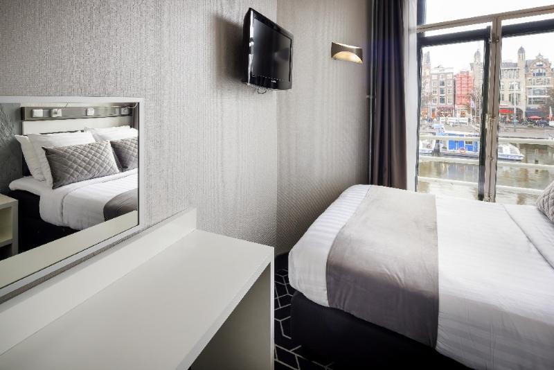 CC Hotel - Oda