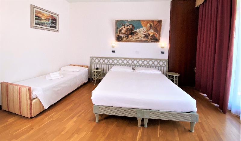 Park Hotel Junior - Oda