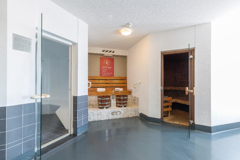 Leonardo Hotel Ijmuiden Seaport Beach - Havuz