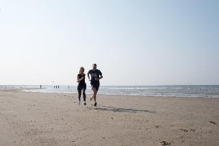Leonardo Hotel Ijmuiden Seaport Beach fotoÄŸrafÄ±