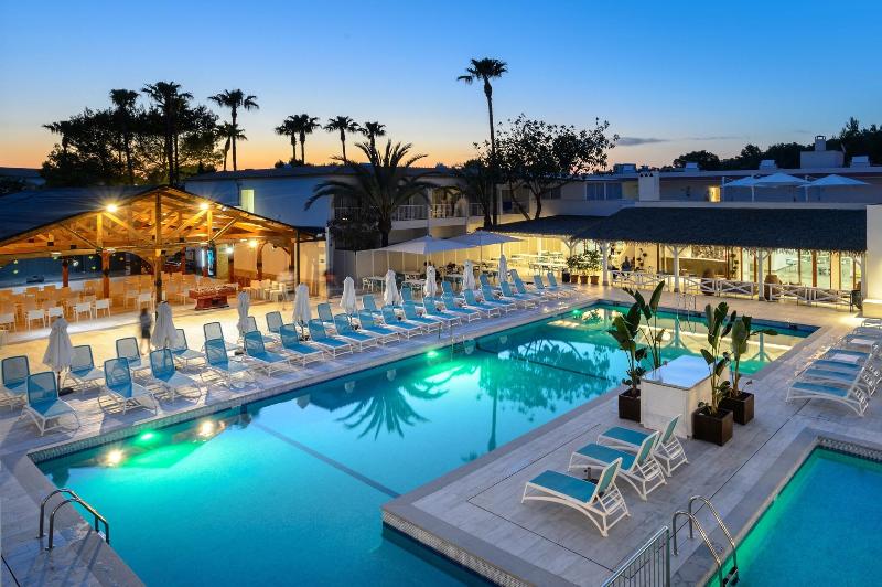 Vibra Cala Tarida Hotel - Genel