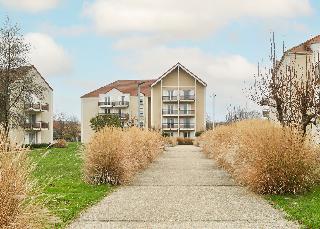 Zenitude Hotel-Residences Roissy Village