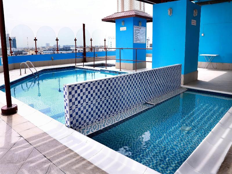 Dolphin hotel Apartments Dubai - Havuz