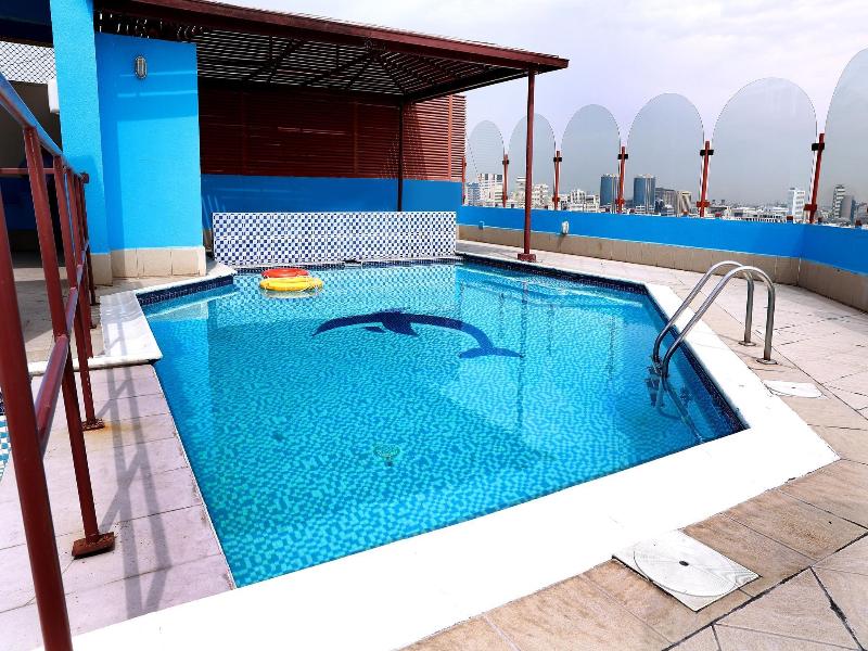 Dolphin hotel Apartments Dubai - Havuz