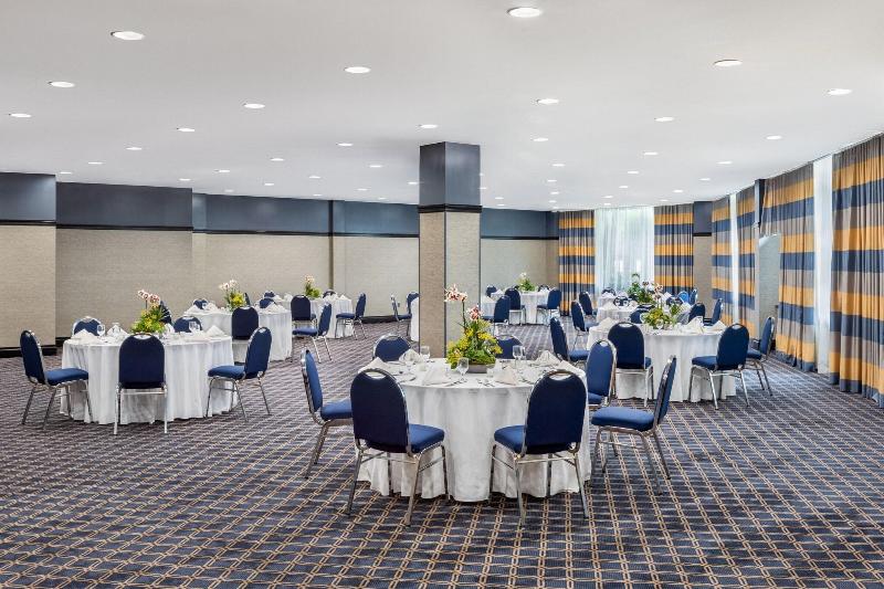Sheraton Lincoln Harbor Hotel - Toplantı