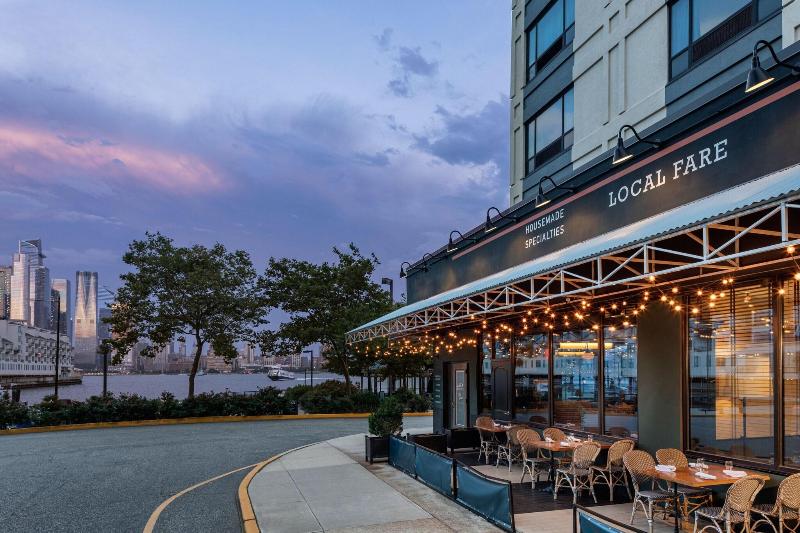 Sheraton Lincoln Harbor Hotel - Genel