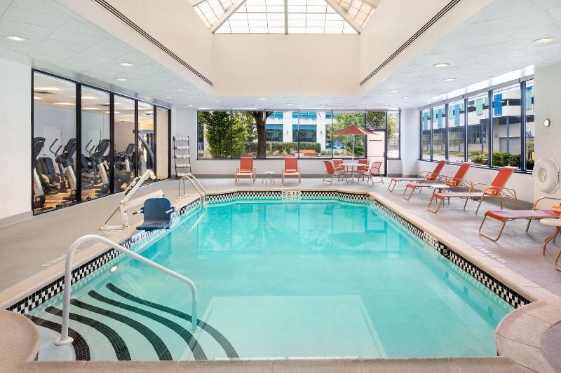 Sheraton Lincoln Harbor Hotel - Havuz