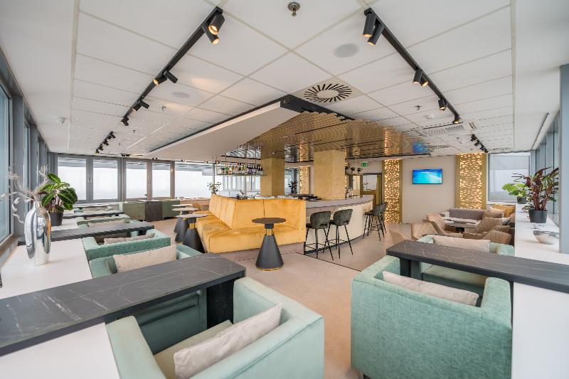 Expo Tower Hotel by Mellow Mood Hotels - Bar