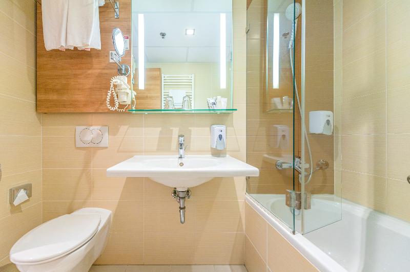 Expo Tower Hotel by Mellow Mood Hotels - Oda