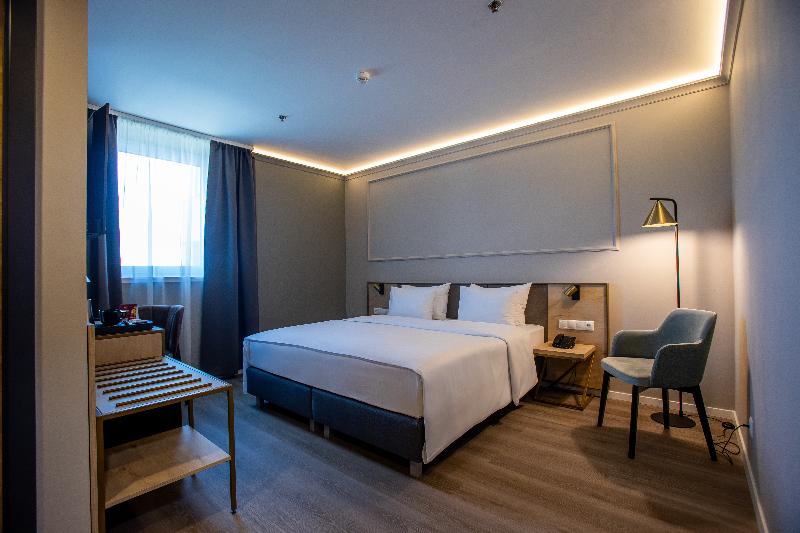 Expo Tower Hotel by Mellow Mood Hotels - Oda