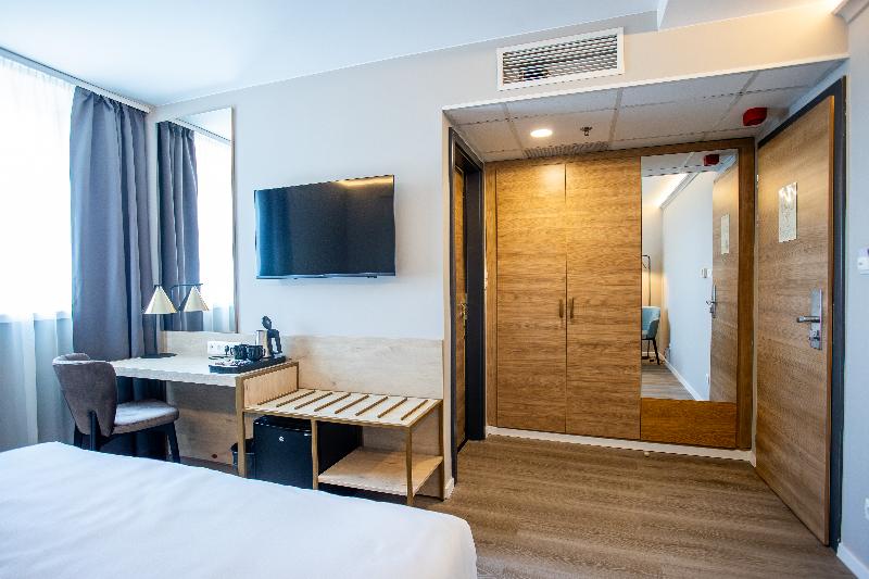 Expo Tower Hotel by Mellow Mood Hotels - Oda