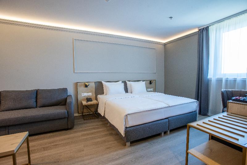 Expo Tower Hotel by Mellow Mood Hotels - Oda