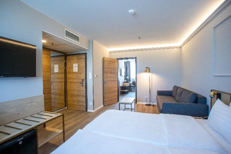 Expo Tower Hotel by Mellow Mood Hotels - Oda