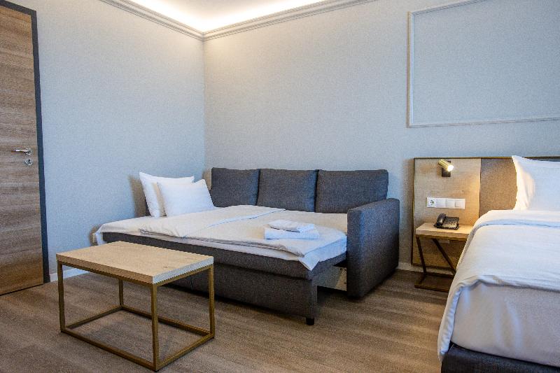 Expo Tower Hotel by Mellow Mood Hotels - Oda