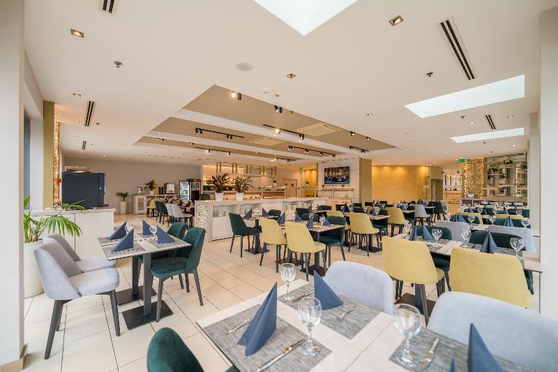 Expo Tower Hotel by Mellow Mood Hotels - Restoran