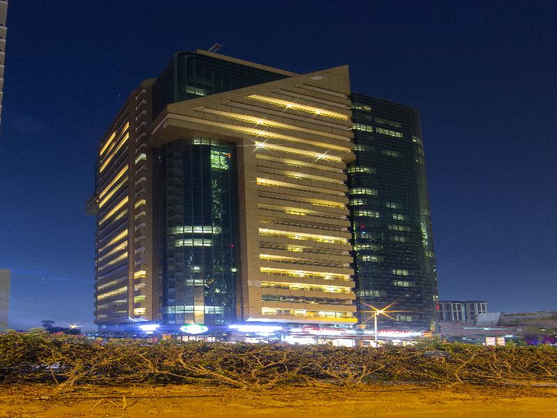 Number One Tower Suites - Genel