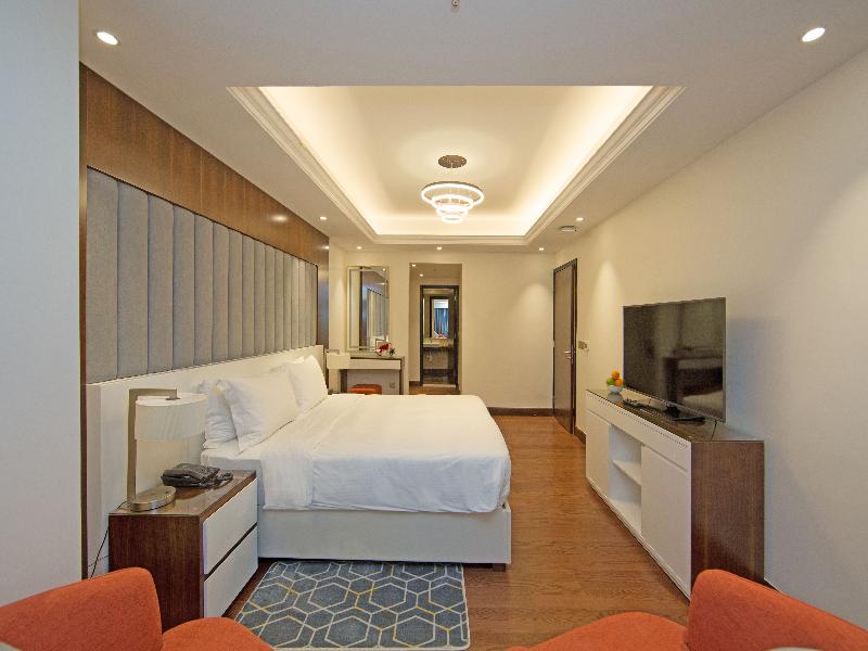 Number One Tower Suites - Oda