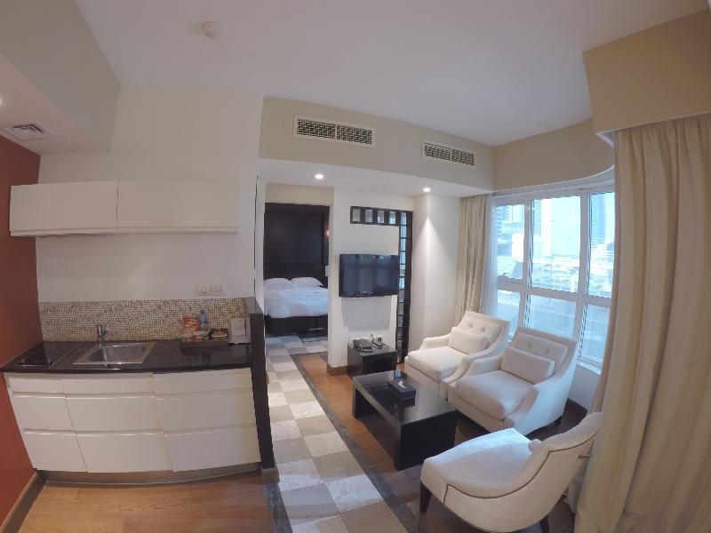 Number One Tower Suites - Oda