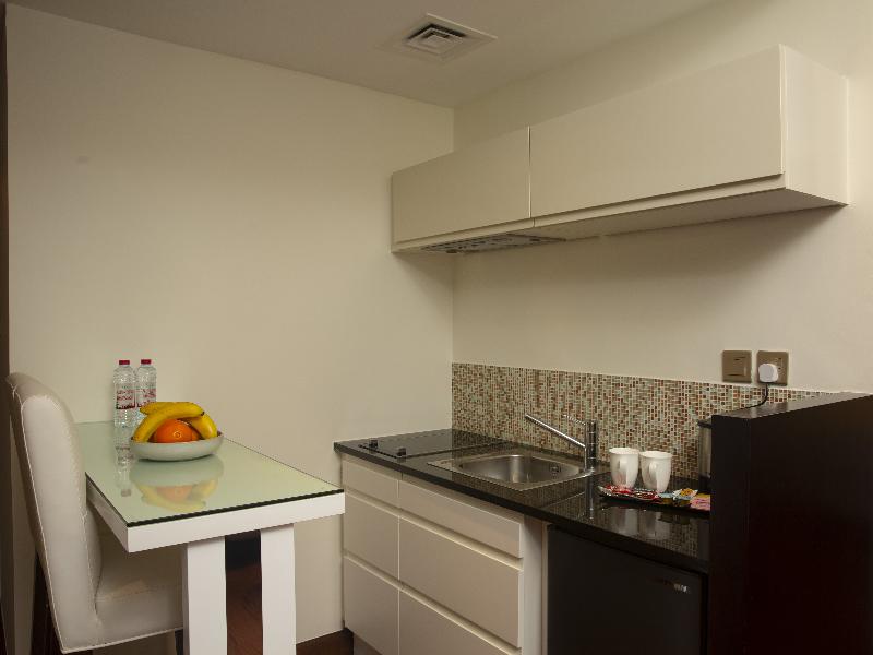 Number One Tower Suites - Oda