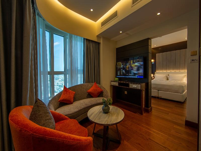 Number One Tower Suites - Oda