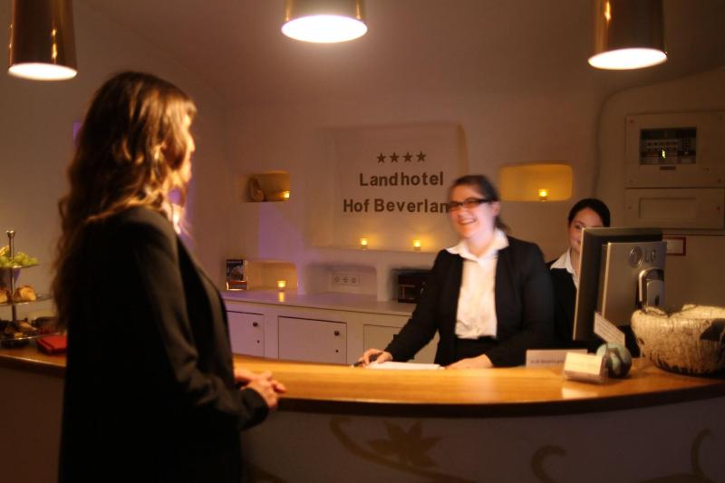 Landhotel Hof Beverland - Lobi