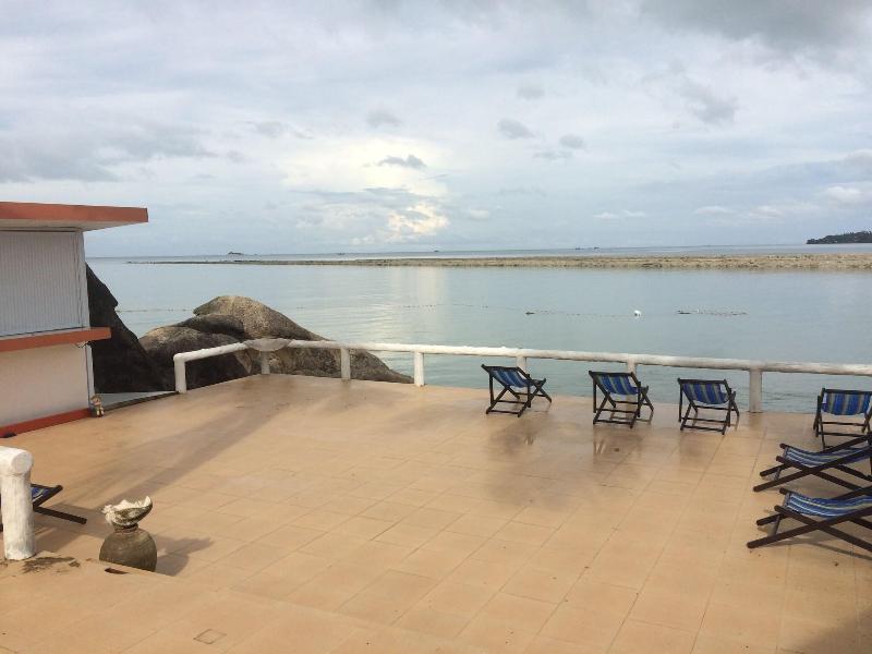 Tharathip Resort - Bar