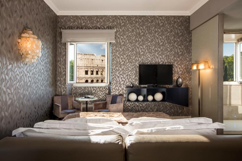 Palazzo Manfredi-Small Luxury Hotels of the World - Oda