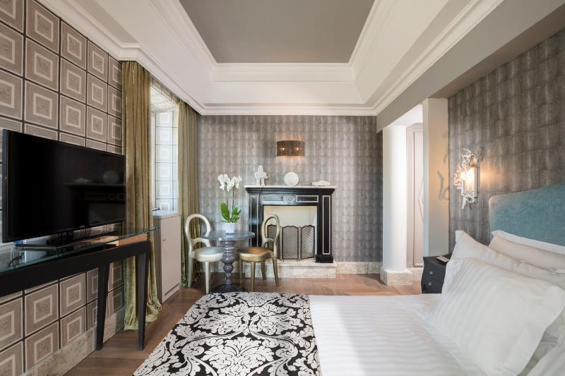 Palazzo Manfredi-Small Luxury Hotels of the World - Oda