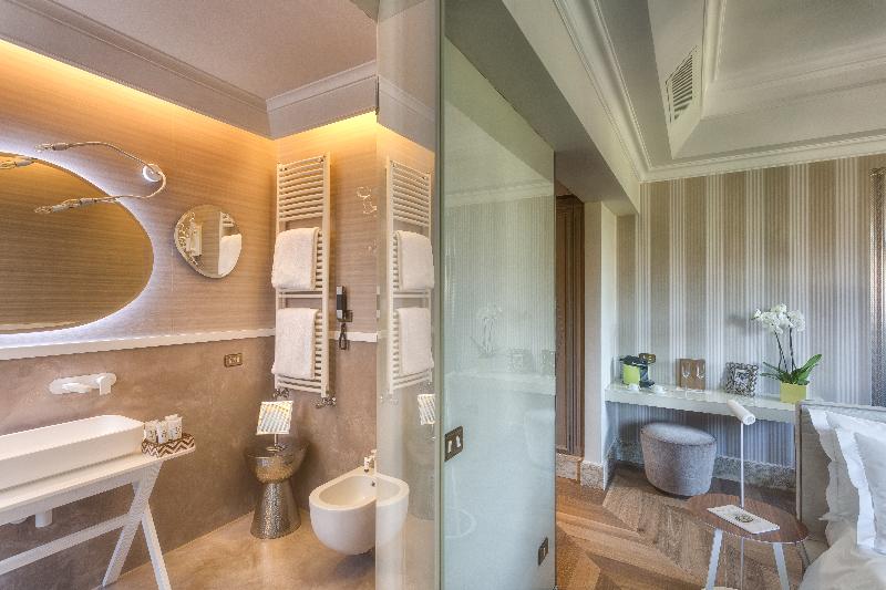 Palazzo Manfredi-Small Luxury Hotels of the World - Oda
