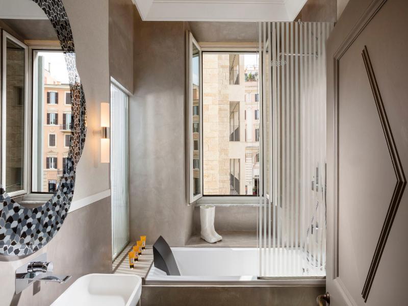 Palazzo Manfredi-Small Luxury Hotels of the World - Oda