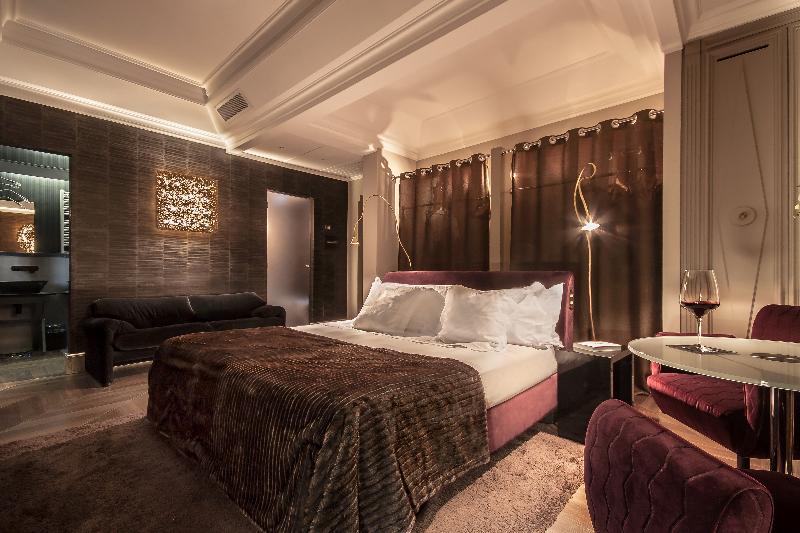 Palazzo Manfredi-Small Luxury Hotels of the World - Oda
