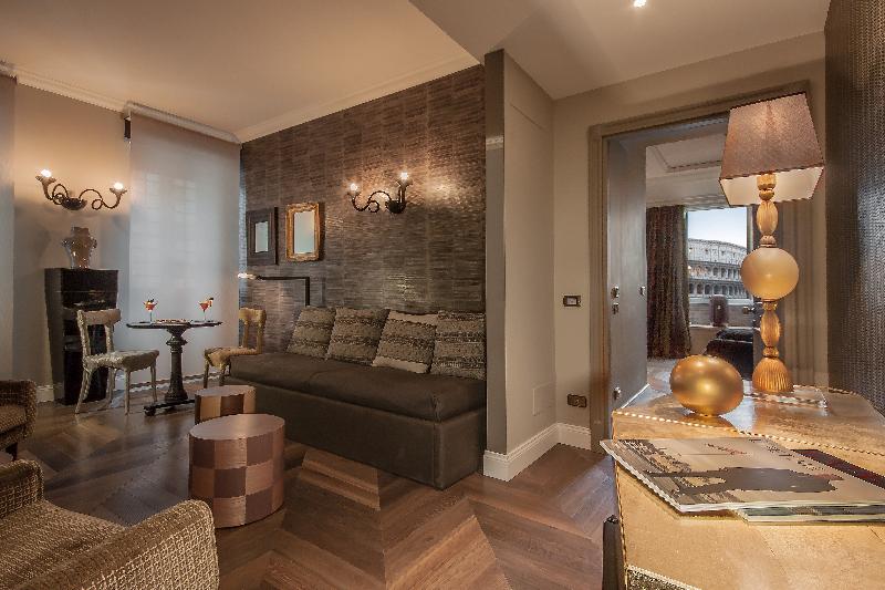 Palazzo Manfredi-Small Luxury Hotels of the World - Oda