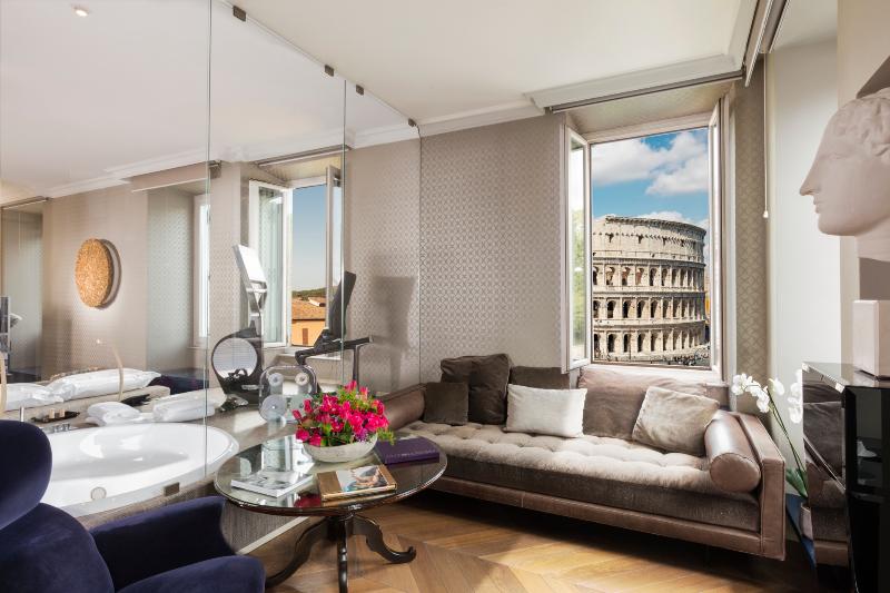 Palazzo Manfredi-Small Luxury Hotels of the World - Oda