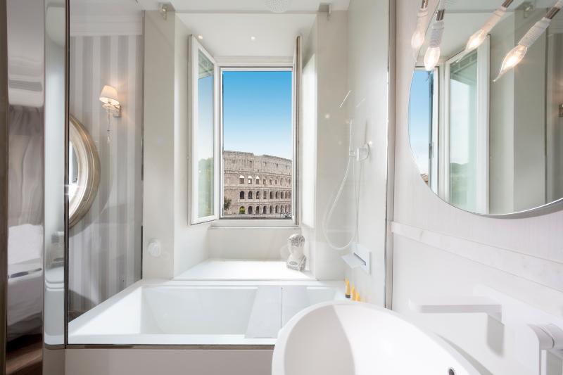 Palazzo Manfredi-Small Luxury Hotels of the World - Oda