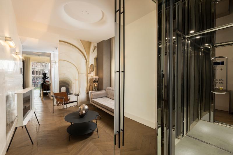 Palazzo Manfredi-Small Luxury Hotels of the World - Oda