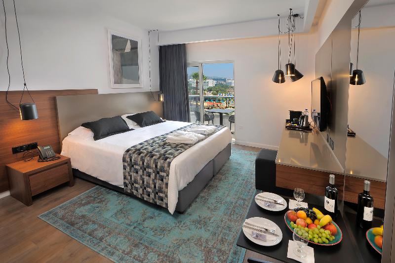 Okeanos Beach Boutique Hotel - Oda