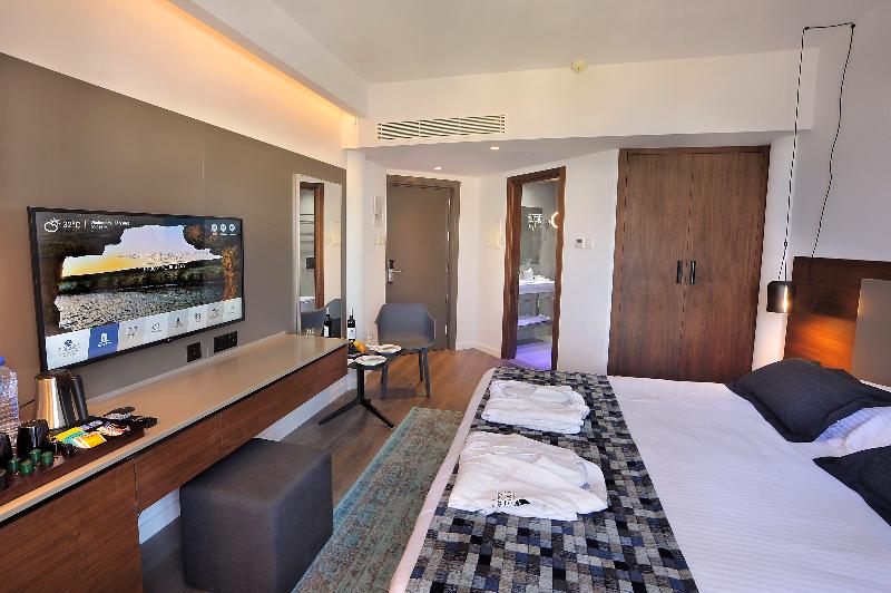 Okeanos Beach Boutique Hotel - Oda