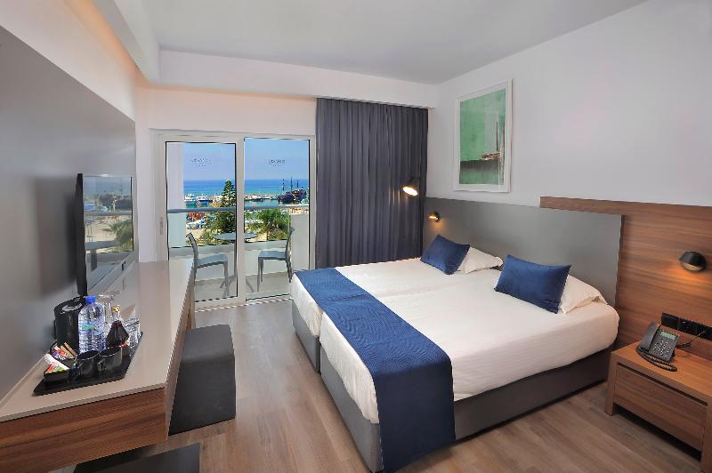 Okeanos Beach Boutique Hotel - Oda