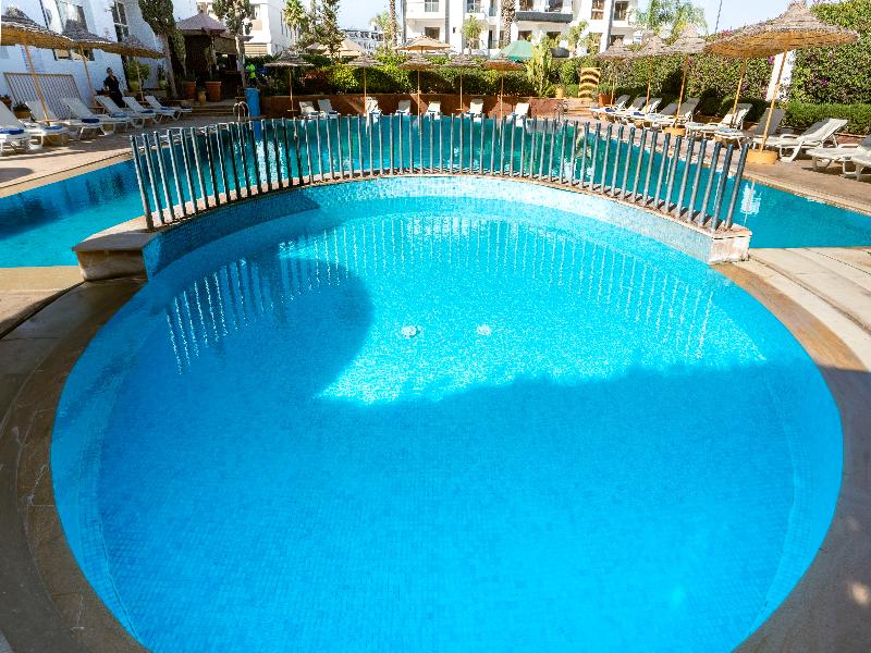 Intouriste Hôtel & Suites - Lobi