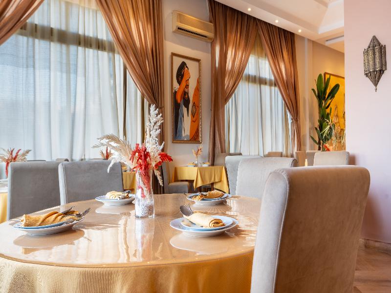Intouriste Hôtel & Suites - Lobi