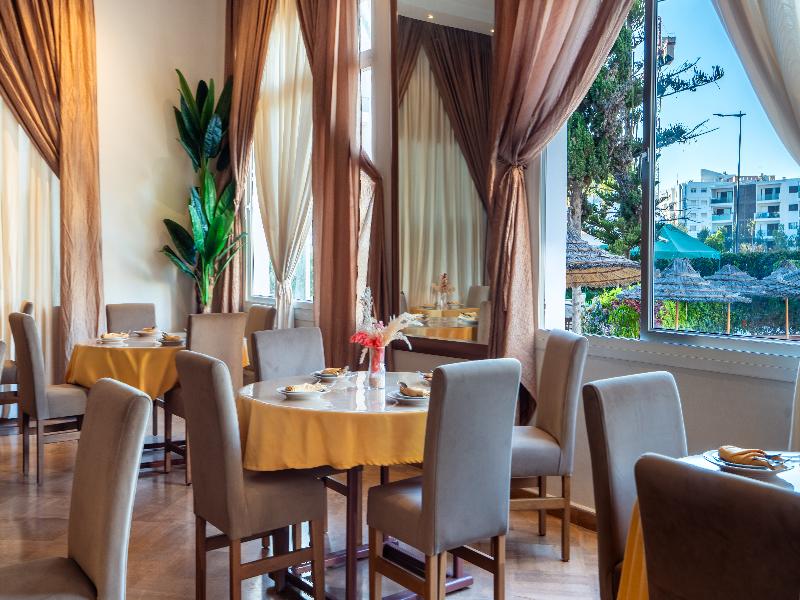 Intouriste Hôtel & Suites - Lobi