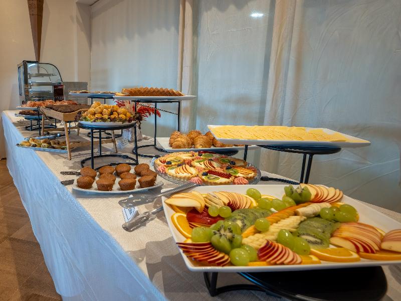 Intouriste Hôtel & Suites - Lobi